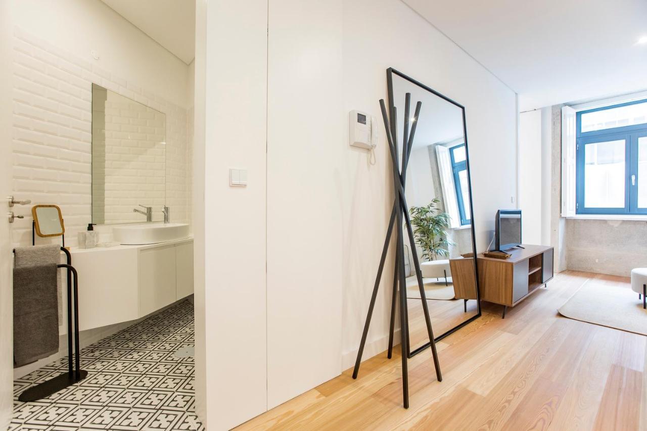 Downtown Wonder Flat W/ Ac By Lovelystay Porto Exteriér fotografie